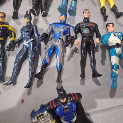 Sale Photo Thumbnail #449: Action figures, mostly batman related