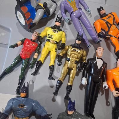 Sale Photo Thumbnail #467: Action figures, mostly batman related