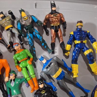 Sale Photo Thumbnail #465: Action figures, mostly batman related