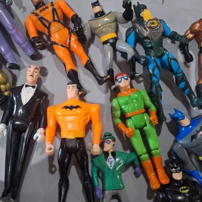 Sale Photo Thumbnail #466: Action figures, mostly batman related