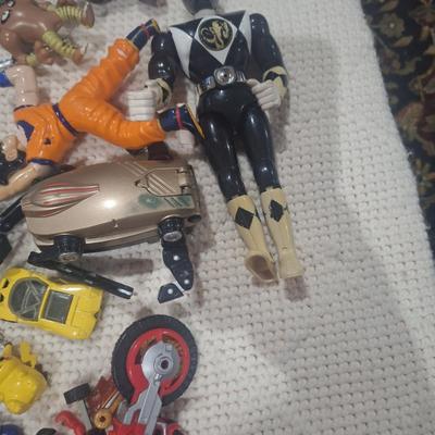 Sale Photo Thumbnail #486: power ranger and other action figures
