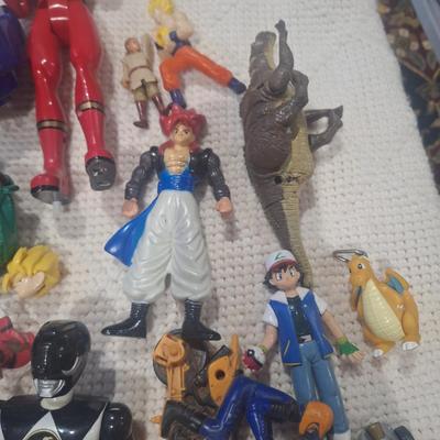 Sale Photo Thumbnail #515: power ranger and other action figures
