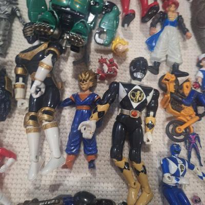 Sale Photo Thumbnail #510: power ranger and other action figures