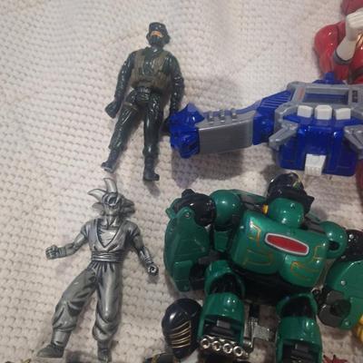 Sale Photo Thumbnail #508: power ranger and other action figures
