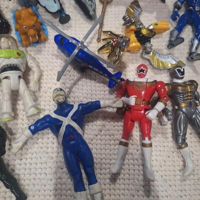 Sale Photo Thumbnail #545: action figures and stuff