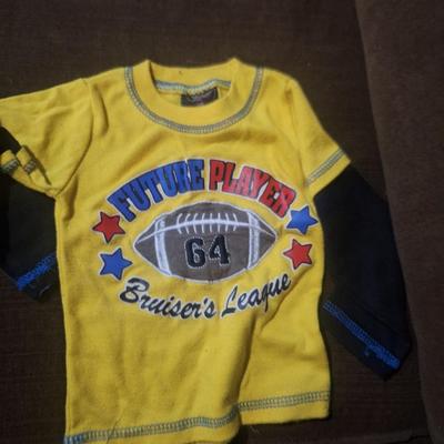 Sale Photo Thumbnail #594: 12 month t shirts