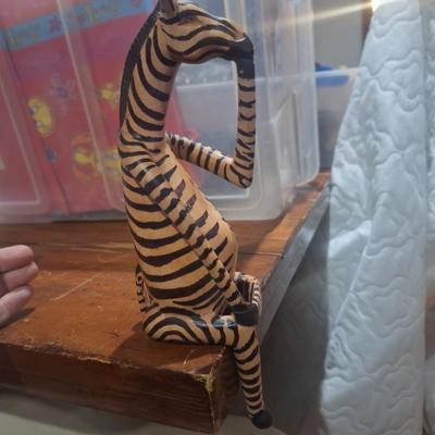 Sale Photo Thumbnail #618: we just had 2 like this at a previous estate sale….if you bough those you need this one to have a full trio.