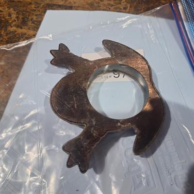 Sale Photo Thumbnail #638: frog magnifying glass