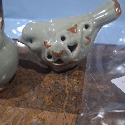 Sale Photo Thumbnail #695: ceramic birds