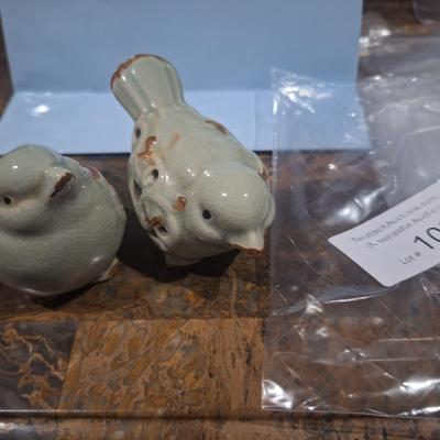 Sale Photo Thumbnail #692: ceramic birds