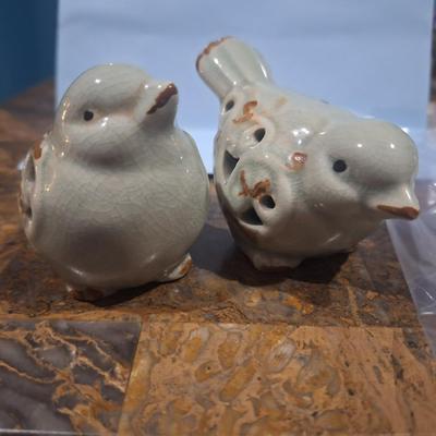 Sale Photo Thumbnail #693: ceramic birds