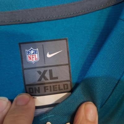 Sale Photo Thumbnail #798: #32 Jones-Drew Jaguars jersey
