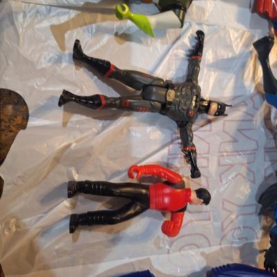 Sale Photo Thumbnail #858: Action figures many are batman related