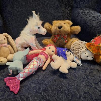 Sale Photo Thumbnail #884: misc plush animals- 
