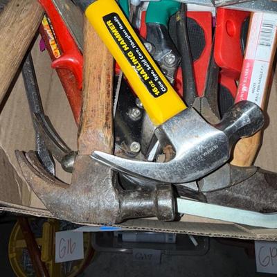 Sale Photo Thumbnail #1159: G13-Hand Tools