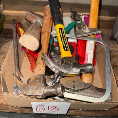 Sale Photo Thumbnail #1157: G13-Hand Tools