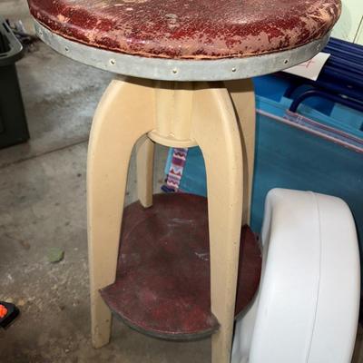 Sale Photo Thumbnail #1191: G25-stool and raised toilet seat