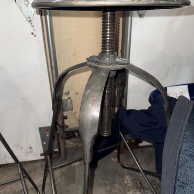 Sale Photo Thumbnail #1202: G29 heavy duty adjustable barstools
