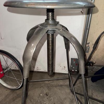 Sale Photo Thumbnail #1201: G29 heavy duty adjustable barstools