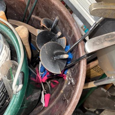 Sale Photo Thumbnail #1262: G45-Bucket of Garage Items