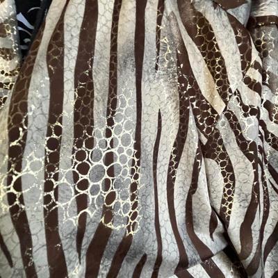 Lot 176 Dress & Tops