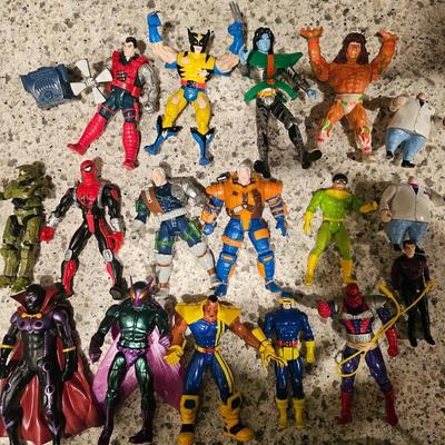 Sale Photo Thumbnail #229: Large Collection Marvel Action Figures | Spiderman, Wolverine, Cyclops, and many more | Great Condition
