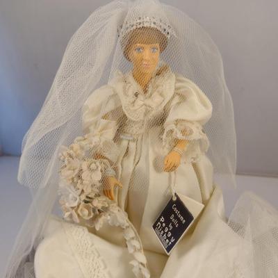 Sale Photo Thumbnail #1153: House of Nisbet (Peggy Nisbet) Wedding Model Princess Diana Doll Figurine- Approx 8 1/2" Tall.  Item comes with wood and glass dome display.