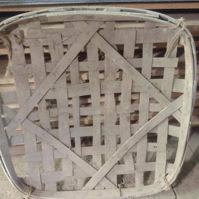 Vintage Lumberton, NC Authentic Splint Wood Tobacco Leaf Market Basket (AA)