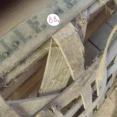 Pair of Vintage Authentic Splint Wood Tobacco Leaf Market Baskets Greenville, TN and Louisville, KY (BB)