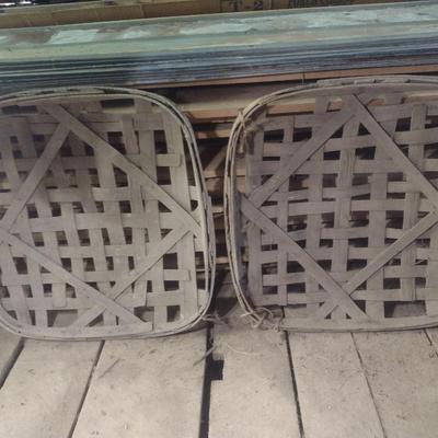 Pair of Vintage Authentic Splint Wood Tobacco Leaf Market Baskets (DD)