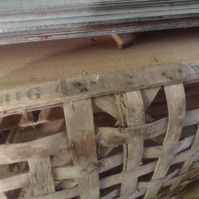 Pair of Vintage Authentic Splint Wood Tobacco Leaf Market Baskets (DD)