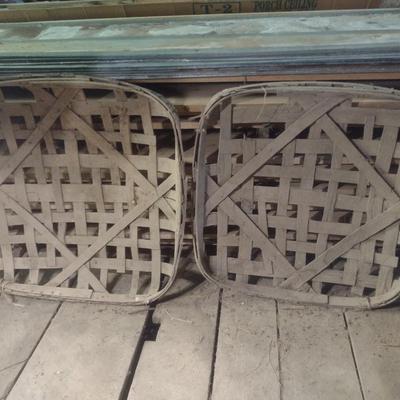 Pair of Vintage Authentic Splint Wood Tobacco Leaf Market Baskets (FF)