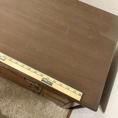 Lot 189 Antique Dresser