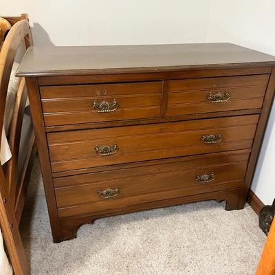 Lot 189 Antique Dresser