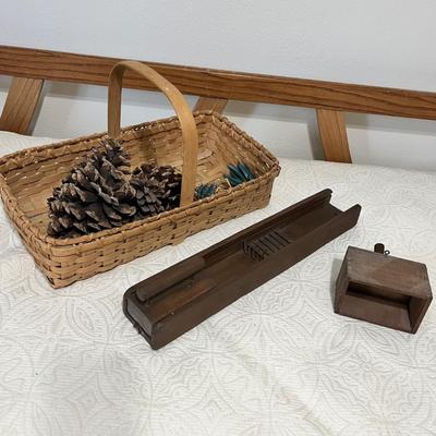 Lot 193 Basket & vintage kitchen