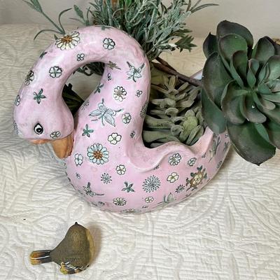 Lot 207 Swan Planter