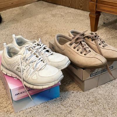 Lot 217 Sneakers NIB
