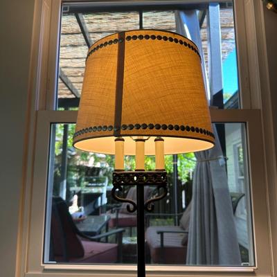 FLOOR LAMP AND SIDE TABLE