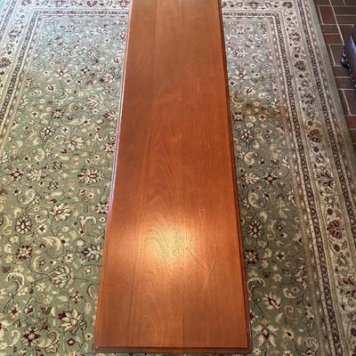 SOLID WOOD COFFEE TABLE