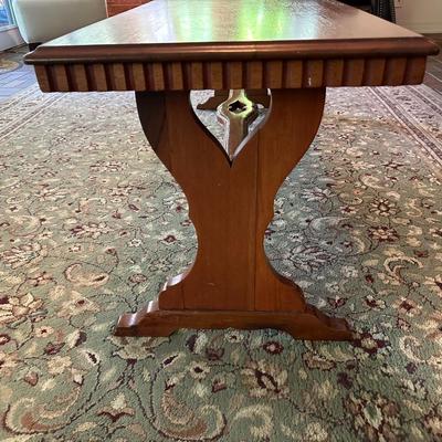 SOLID WOOD COFFEE TABLE