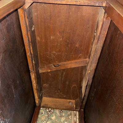 DROP LEAF TABLE
