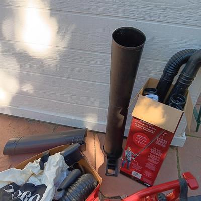ELECTRIC TORO LEAF BLOWER & VACUUM PLUS GUTTER CLEANING ATTACHMENTS