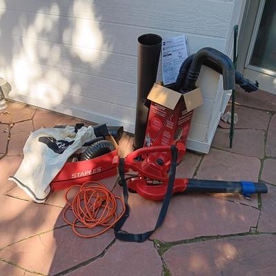 ELECTRIC TORO LEAF BLOWER & VACUUM PLUS GUTTER CLEANING ATTACHMENTS