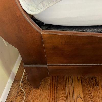 ETHAN ALLEN “CHLOE” SLEIGH STYLE KING BED WITH “PURPLE.3” MATTRESS