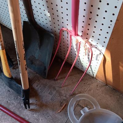 YARD TOOLS