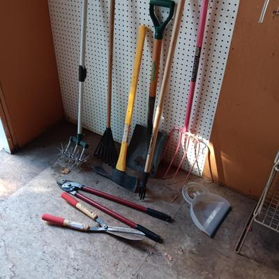 YARD TOOLS