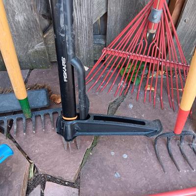 YARD TOOLS