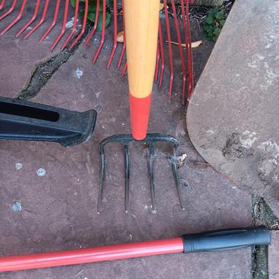 YARD TOOLS