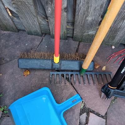 YARD TOOLS