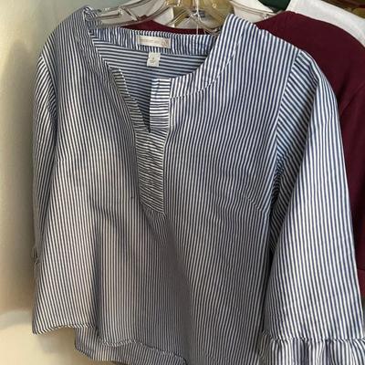 Lot 224 Assortment of ladies tops